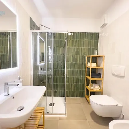 Verdemare 309 Tirabora Short Rent Триест